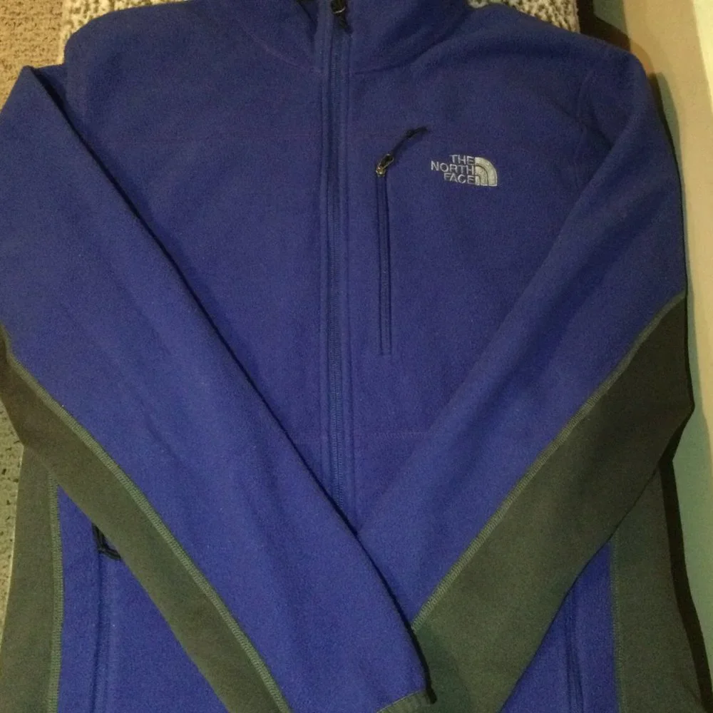 The North Face Summit Series Fleece Jacket - Picture 3 of 8